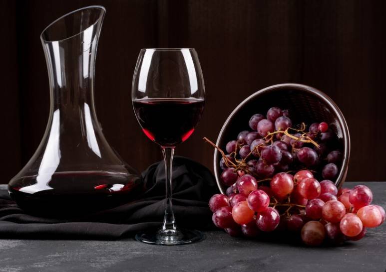 Discovering the Richness of Red Wines A Taste Journey