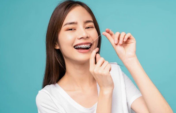 Safe Eating Tips When Getting Clear Braces in South Surrey