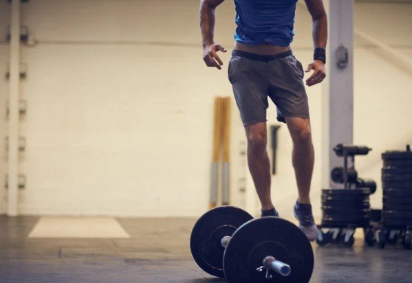 The Multi-Facility Management Workflow and the Planning of Logistics