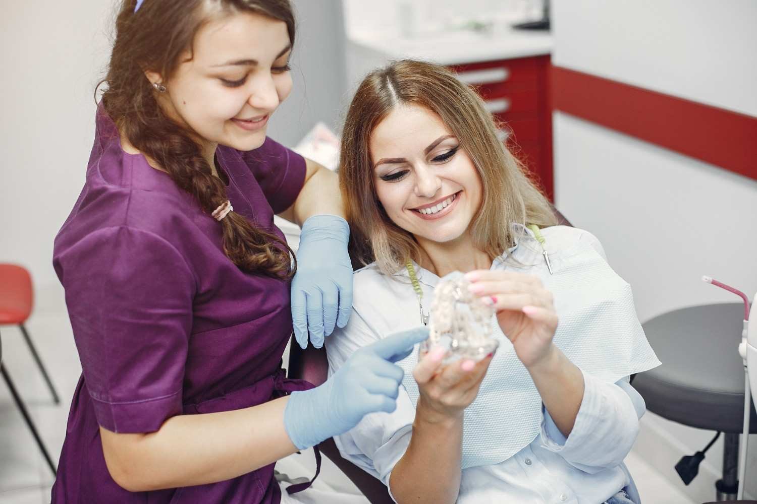 Why Should You Choose Custom Clear Braces in Cincinnati for Dental Correction