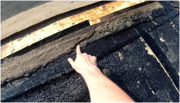 Signs That an Aging Roof Needs a New Approach