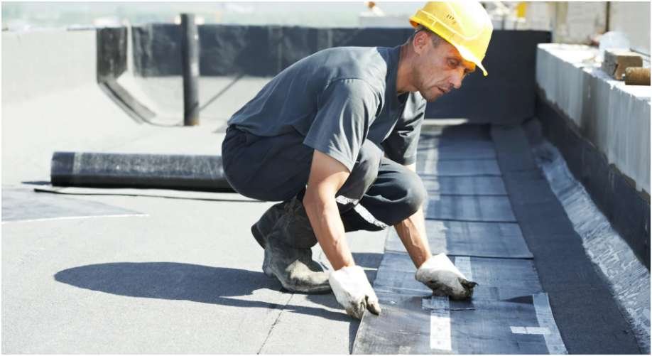 When Commercial Roof Coatings Become the Best Solution for Aging Roof Systems