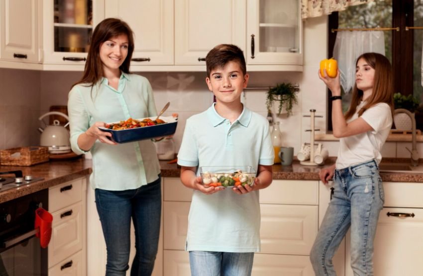 Everything Comes to Your Door Now: How the At-Home Economy Changed the Family Kitchen