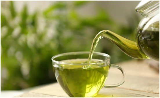 Green Tea- 8 Best Foods for Healthy Teeth and Gums